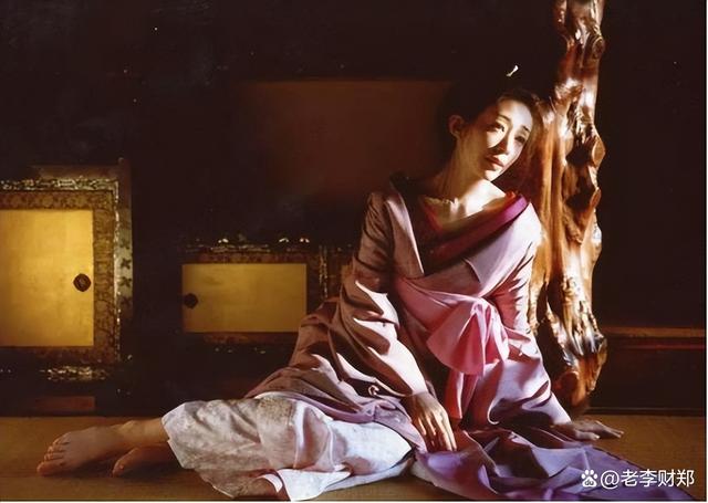 無套內(nèi)謝寡婦佐佐佐佐佐,無套內(nèi)謝寡婦佐佐佐佐佐，傳統(tǒng)與現(xiàn)代交織下的文化解讀