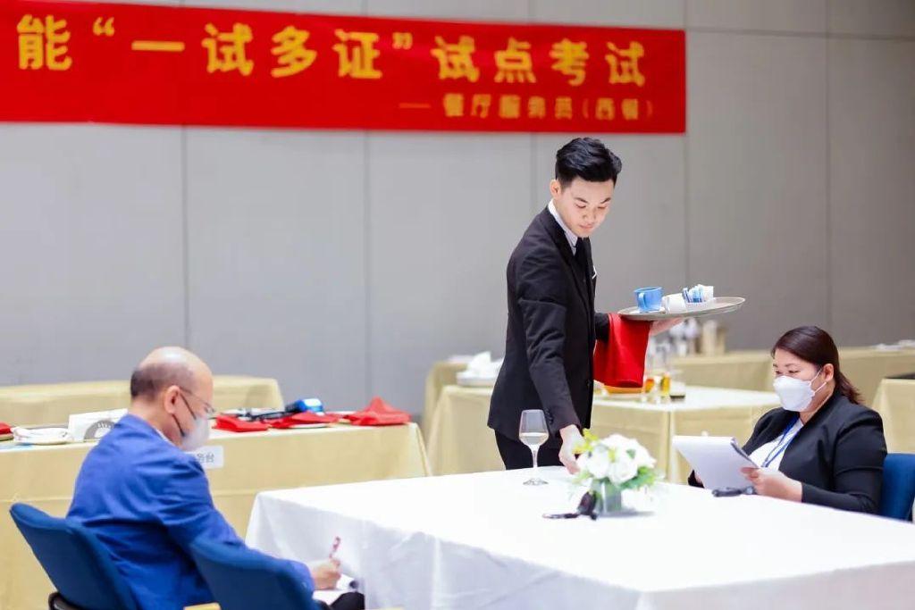 澳門掛牌之免費(fèi)全篇100,澳門掛牌之免費(fèi)全篇，探索與揭秘