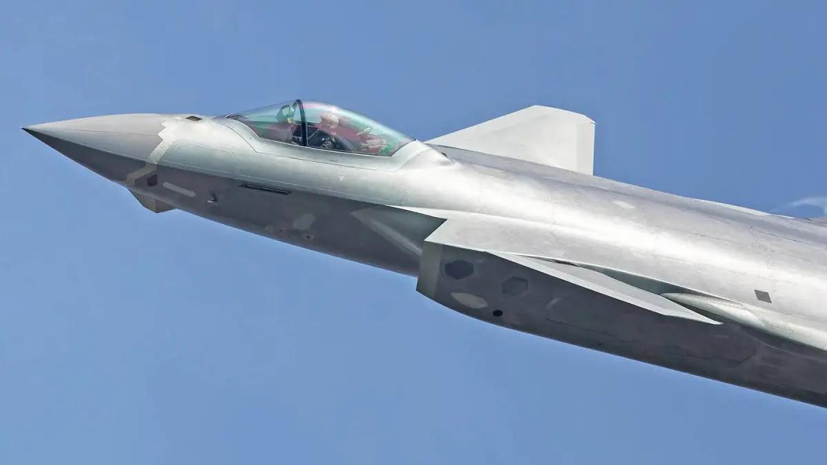 殲60戰(zhàn)機試飛震驚世界,殲-60戰(zhàn)機試飛震驚世界，航空新時代的里程碑