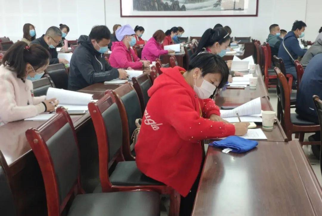 新澳精準(zhǔn)資料免費(fèi)提供221期146期 12-16-25-28-43-49B：10,新澳精準(zhǔn)資料，探索與分享的第221期與第146期數(shù)據(jù)報(bào)告